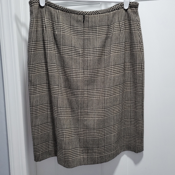 Brooks Brothers wool skirt size 12 - Picture 3 of 5